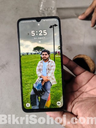 Sumsang Galaxy  M 14g